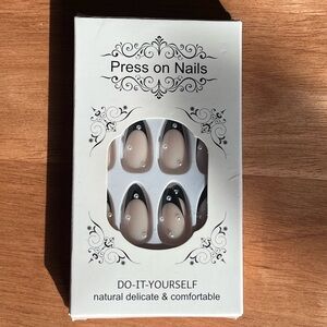 Press On Nails - Nude with Black French Tip and Pearl Accents
